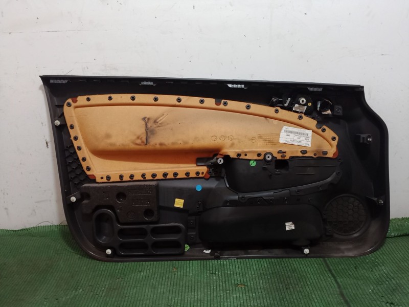 Recambio de guarnecido puerta delantera derecha para opel corsa d cmon referencia OEM IAM   