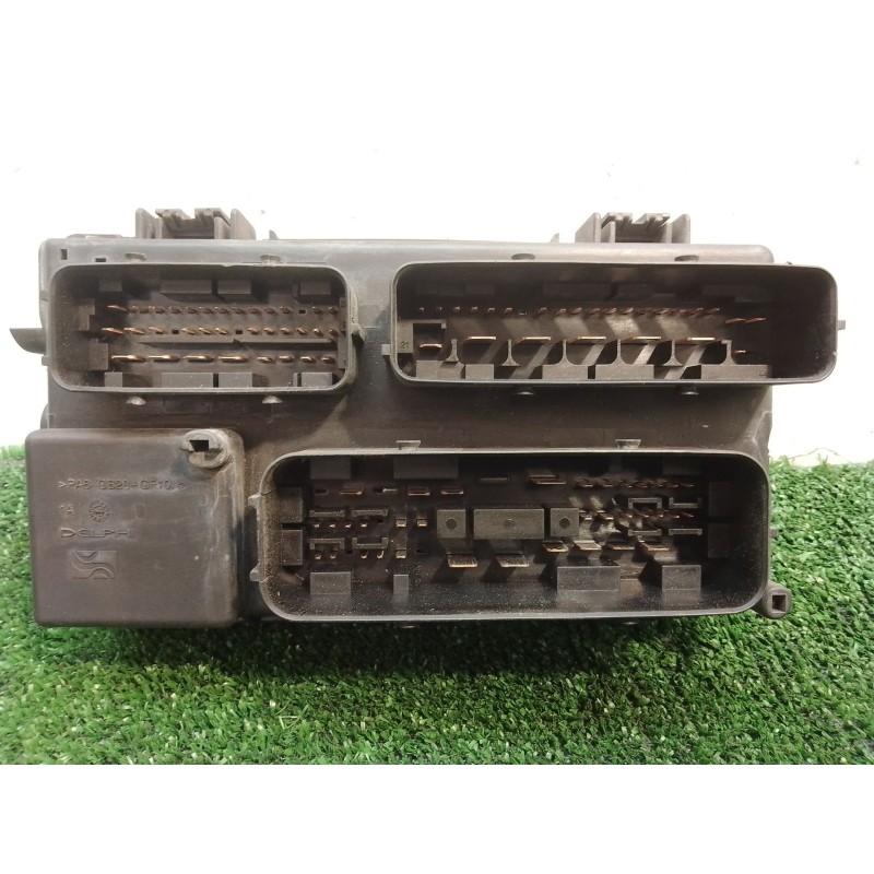 Recambio de caja reles / fusibles para opel corsa d cmon referencia OEM IAM 13217394EH 13217394EH 13217394EH