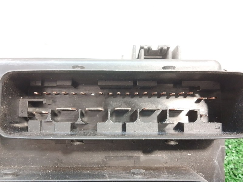 Recambio de caja reles / fusibles para opel corsa d cmon referencia OEM IAM 13217394EH 13217394EH 13217394EH