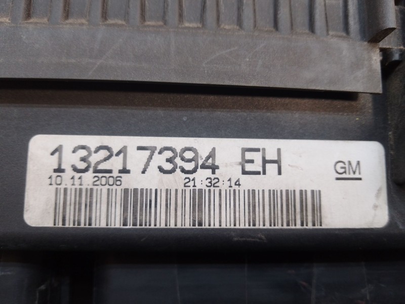 Recambio de caja reles / fusibles para opel corsa d cmon referencia OEM IAM 13217394EH 13217394EH 13217394EH