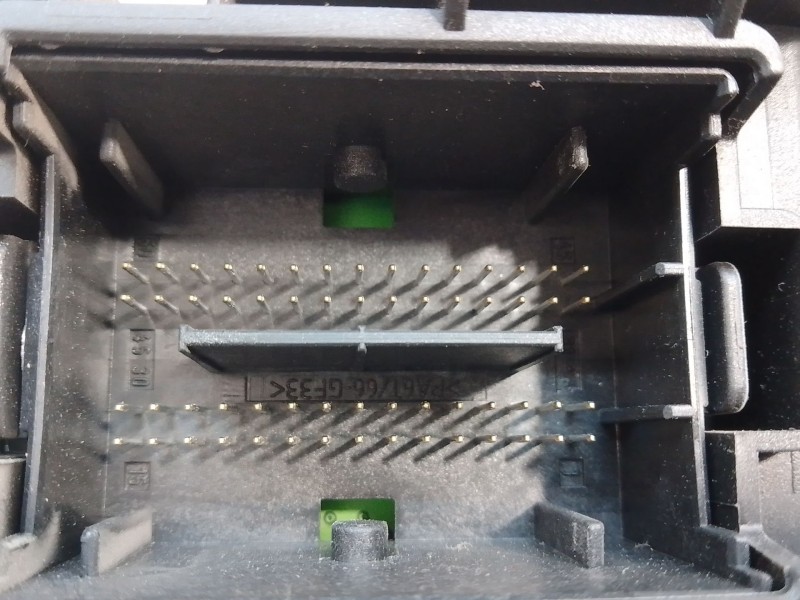 Recambio de caja reles / fusibles para opel corsa d cmon referencia OEM IAM 13142241 28084929 000292540