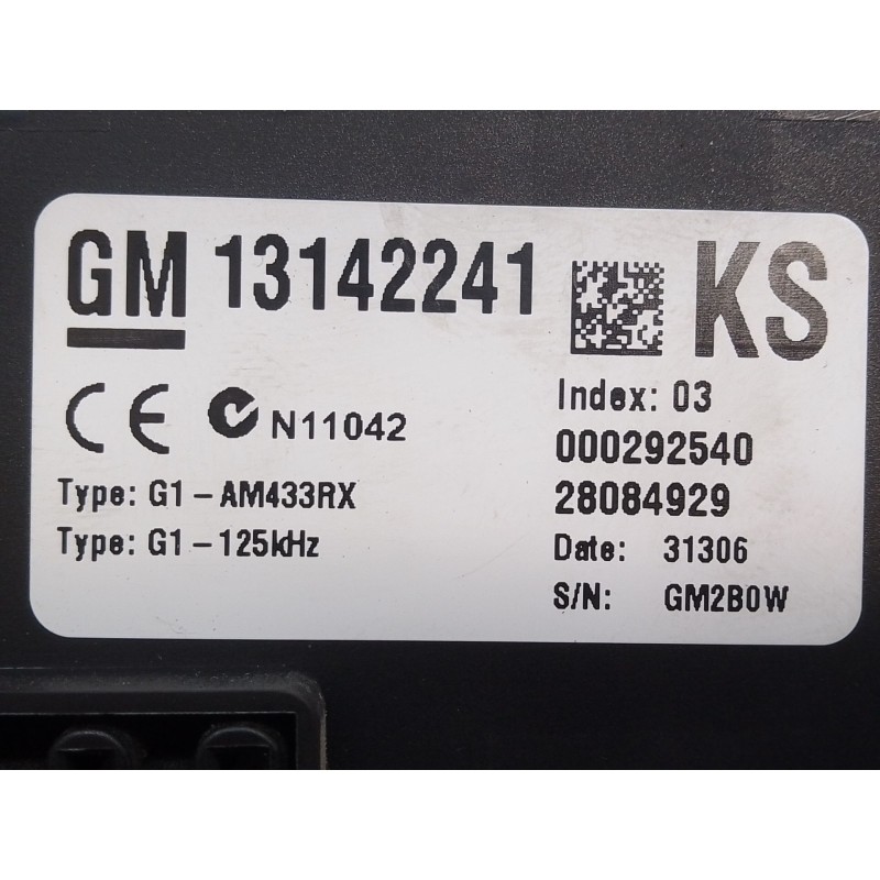 Recambio de caja reles / fusibles para opel corsa d cmon referencia OEM IAM 13142241 28084929 000292540