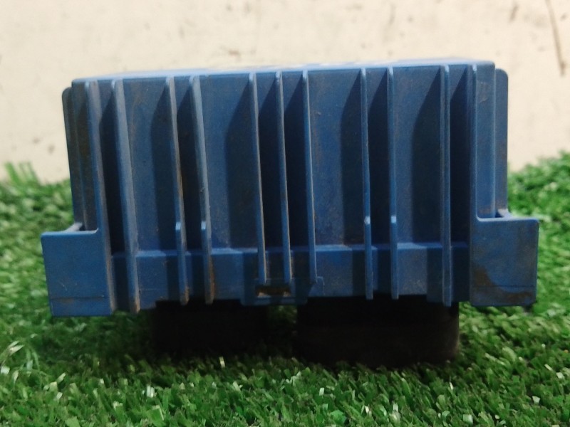 Recambio de caja precalentamiento para opel corsa d cmon referencia OEM IAM 55557760 55557760 51299044