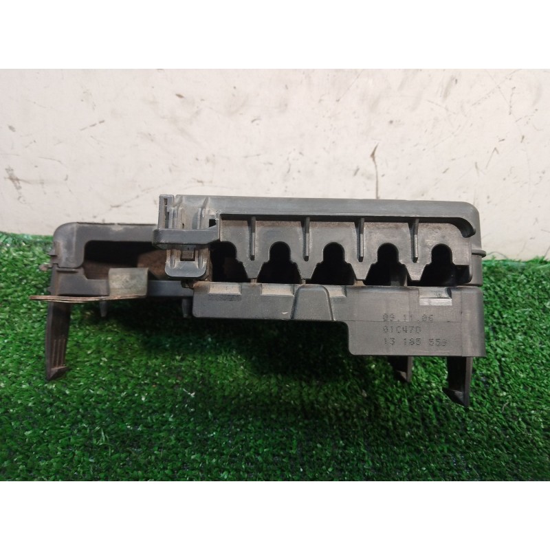 Recambio de caja reles / fusibles para opel corsa d cmon referencia OEM IAM 17184341 17184351 ZSB1718442