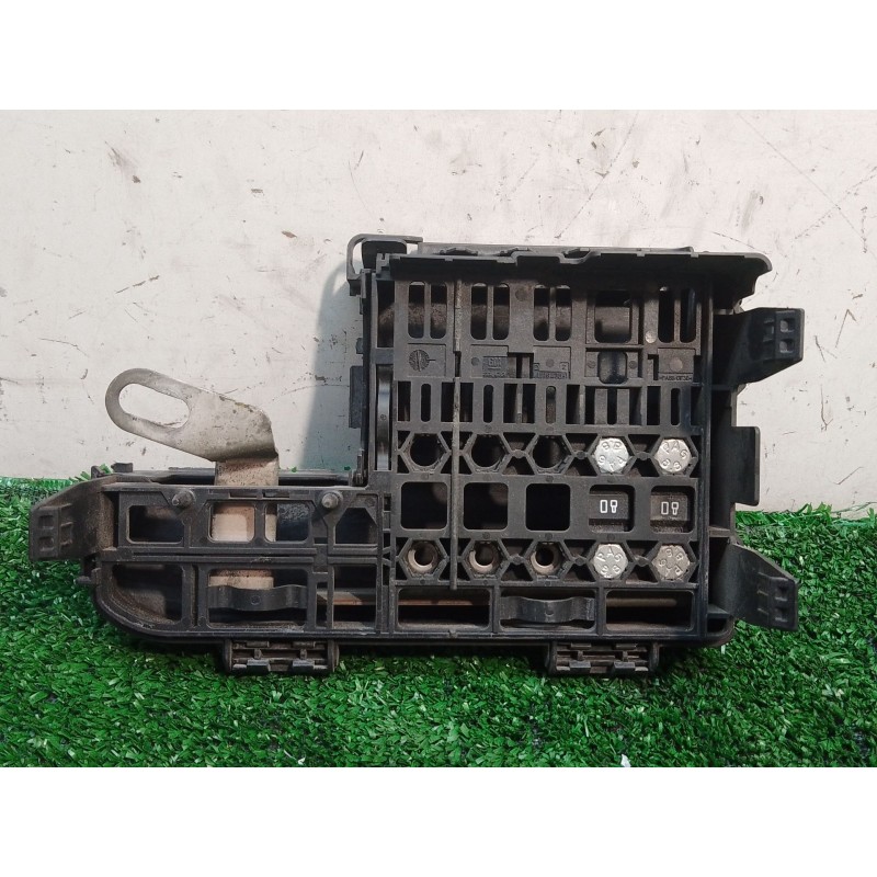 Recambio de caja reles / fusibles para opel corsa d cmon referencia OEM IAM 17184341 17184351 ZSB1718442