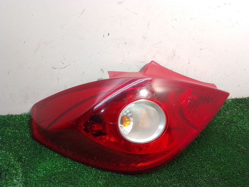 Recambio de piloto trasero izquierdo para opel corsa d cmon referencia OEM IAM 13186350 368158932 89038960A