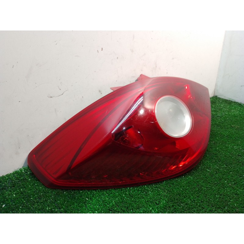 Recambio de piloto trasero izquierdo para opel corsa d cmon referencia OEM IAM 13186350 368158932 89038960A