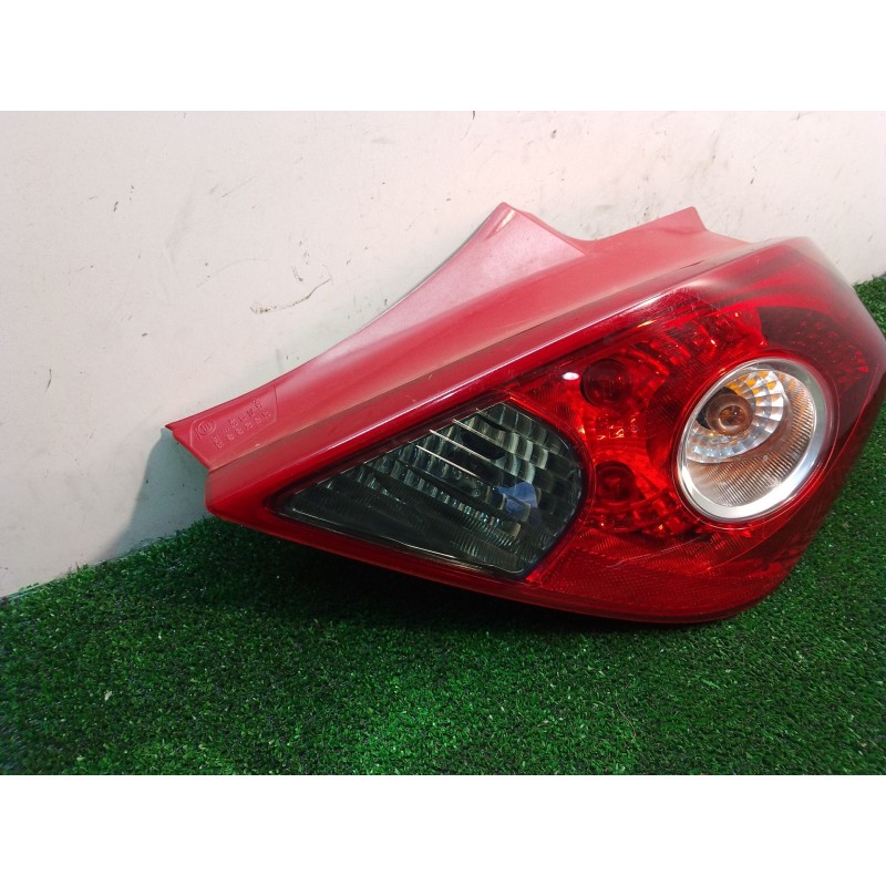 Recambio de piloto trasero derecho para opel corsa d cmon referencia OEM IAM 13186351 368158932 89038961A