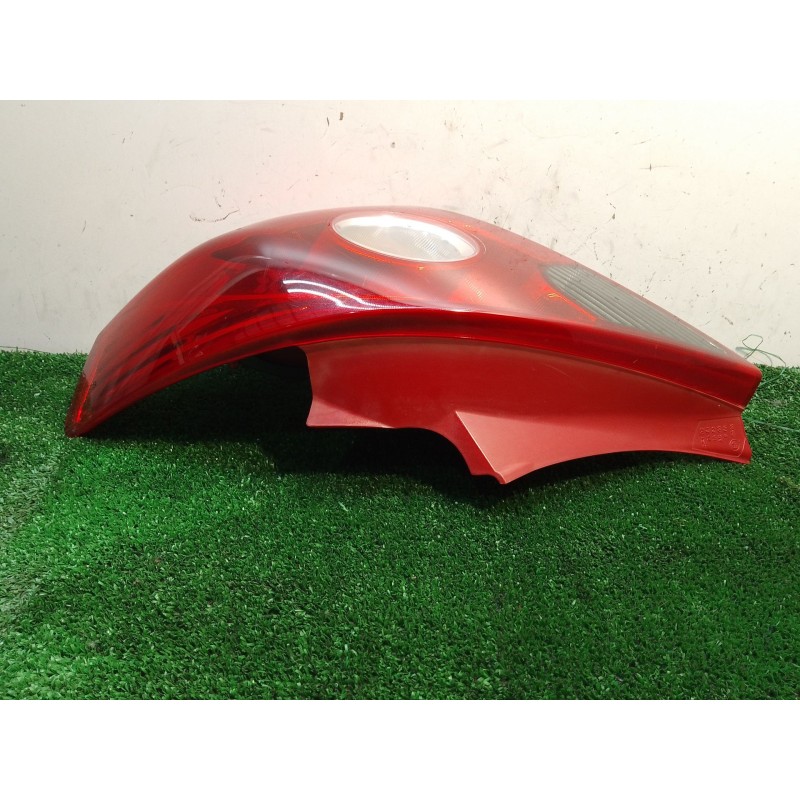 Recambio de piloto trasero derecho para opel corsa d cmon referencia OEM IAM 13186351 368158932 89038961A