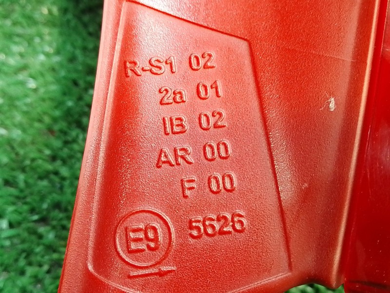 Recambio de piloto trasero derecho para opel corsa d cmon referencia OEM IAM 13186351 368158932 89038961A