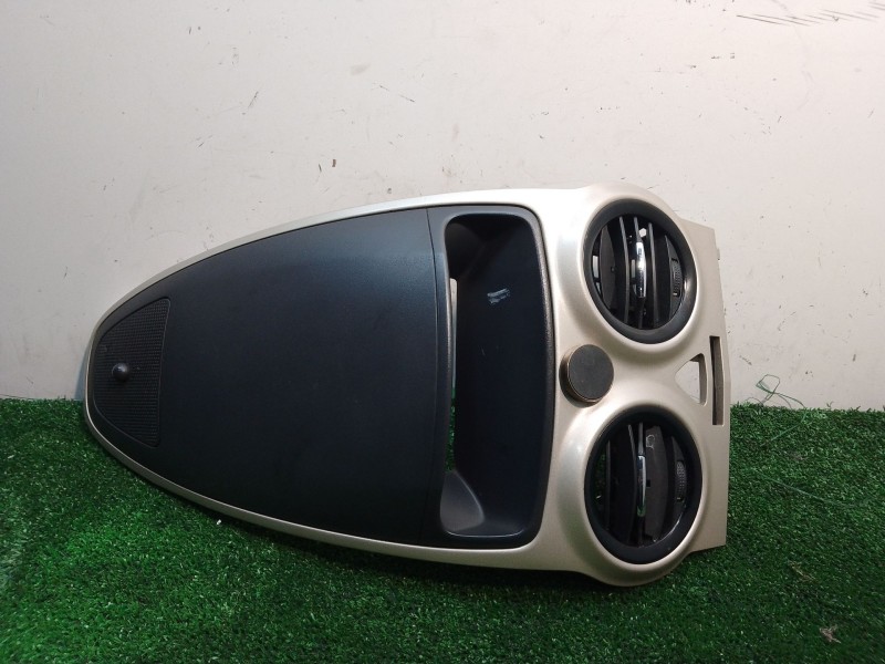 Recambio de moldura para opel corsa d cmon referencia OEM IAM SINREFERENCIA SIN REFERENCIA SIN REFERENCIA