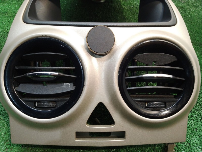 Recambio de moldura para opel corsa d cmon referencia OEM IAM SINREFERENCIA SIN REFERENCIA SIN REFERENCIA