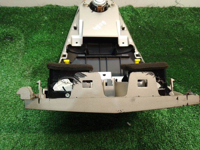 Recambio de moldura para opel corsa d cmon referencia OEM IAM SINREFERENCIA SIN REFERENCIA SIN REFERENCIA