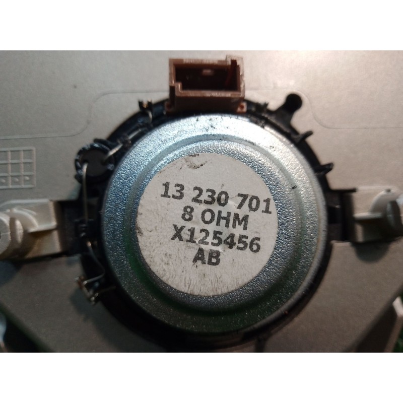 Recambio de moldura para opel corsa d cmon referencia OEM IAM SINREFERENCIA SIN REFERENCIA SIN REFERENCIA