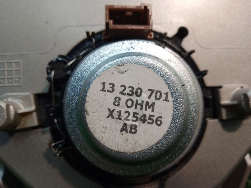 Recambio de moldura para opel corsa d cmon referencia OEM IAM SINREFERENCIA SIN REFERENCIA SIN REFERENCIA