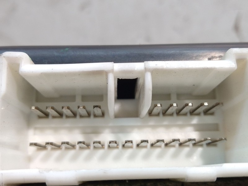 Recambio de modulo electronico para kia sorento i (jc) 2.5 crdi referencia OEM IAM 954003E310 S600200227 10R021806