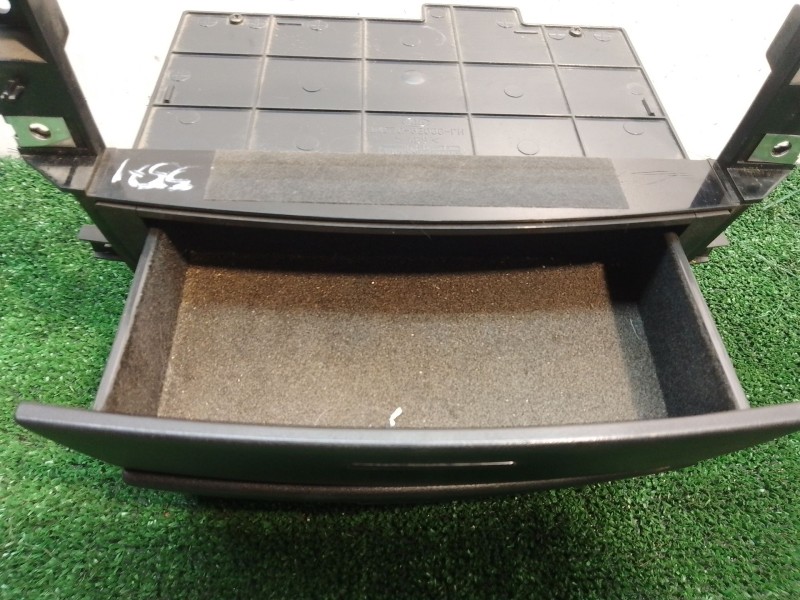 Recambio de cenicero para kia sorento i (jc) 2.5 crdi referencia OEM IAM 845703E000 845503E000 845503E000