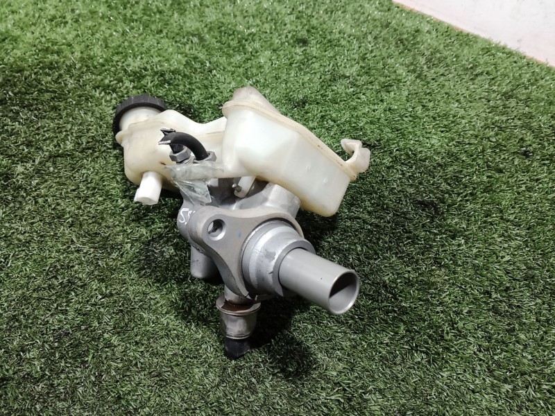 Recambio de bomba freno para ford fiesta v (jh_, jd_) st150 referencia OEM IAM 03350884931 03350884931 03350884931