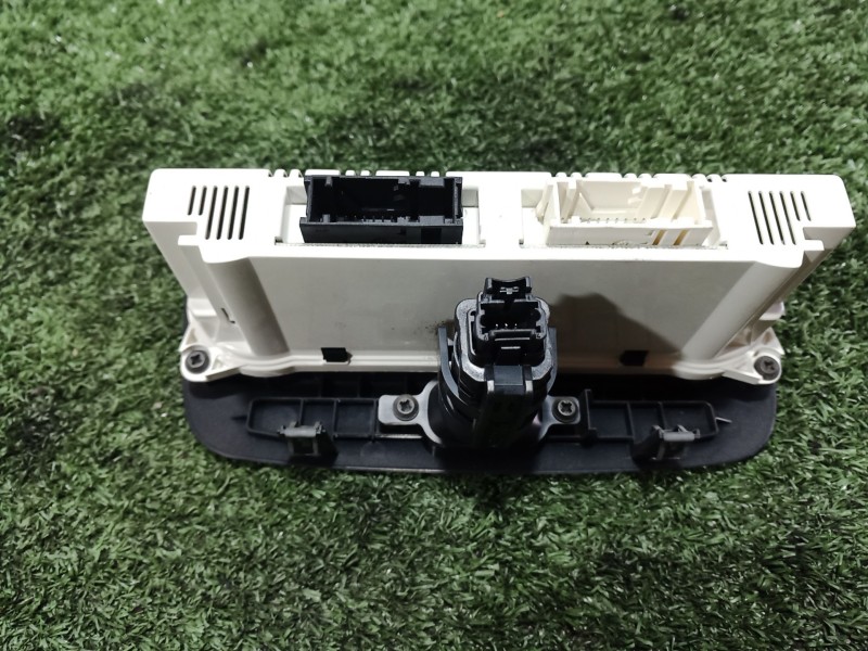 Recambio de mando climatizador para ford fiesta v (jh_, jd_) st150 referencia OEM IAM   