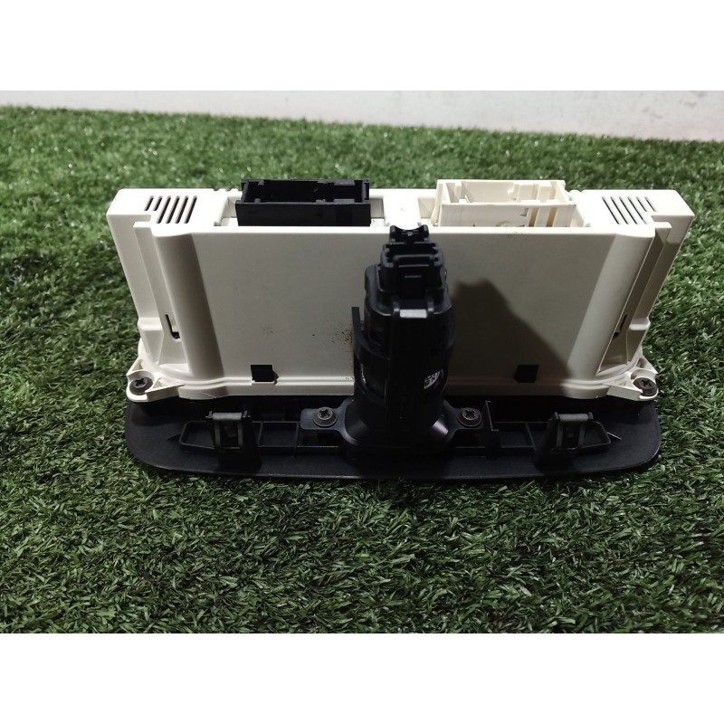 Recambio de mando climatizador para ford fiesta v (jh_, jd_) st150 referencia OEM IAM   