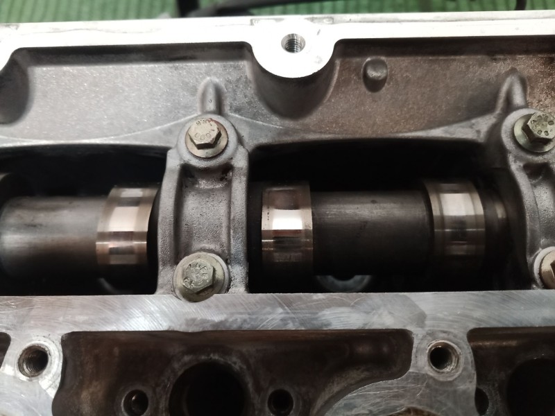 Recambio de culata para volvo s60 berlina 2.4 diesel cat referencia OEM IAM   