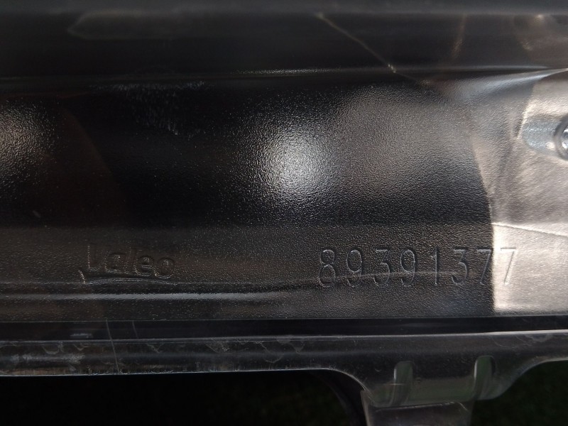 Recambio de faro izquierdo para opel corsa d cmon referencia OEM IAM 89313299 89391377 043375