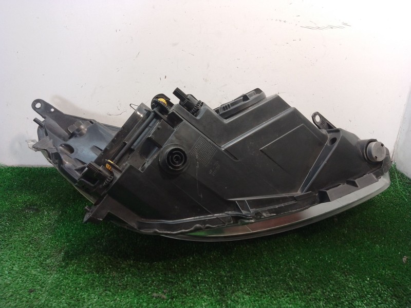 Recambio de faro izquierdo para opel corsa d cmon referencia OEM IAM 89313299 89391377 043375