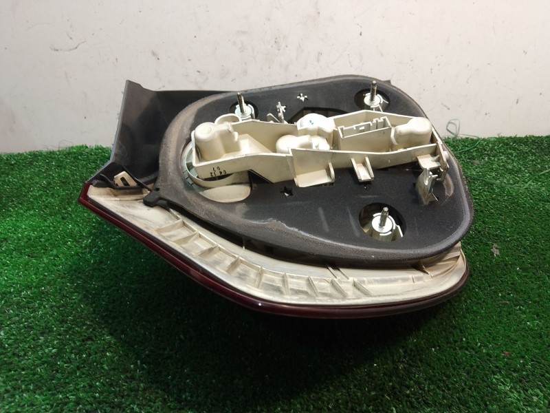 Recambio de piloto trasero derecho para bmw 1 (e81) 120 d referencia OEM IAM 63217164964 63217164964 13405110DE