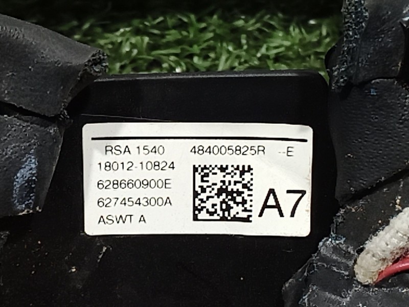 Recambio de volante para renault scénic iii (jz0/1_) 1.5 dci referencia OEM IAM   