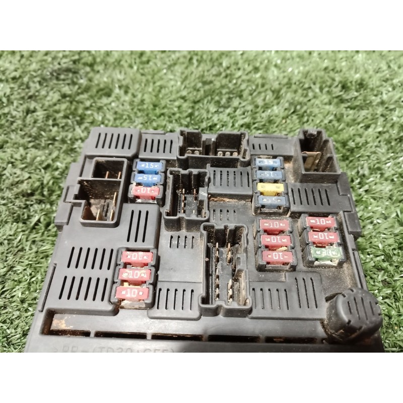 Recambio de caja reles / fusibles para nissan micra iv (k13k, k13kk) 1.2 referencia OEM IAM   