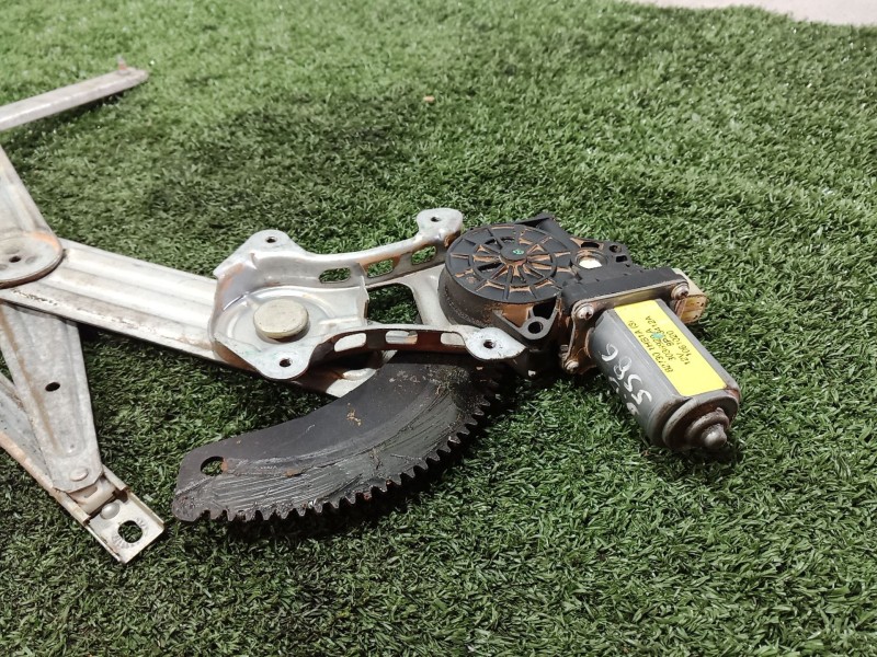 Recambio de elevalunas delantero derecho para nissan micra iv (k13k, k13kk) 1.2 referencia OEM IAM   