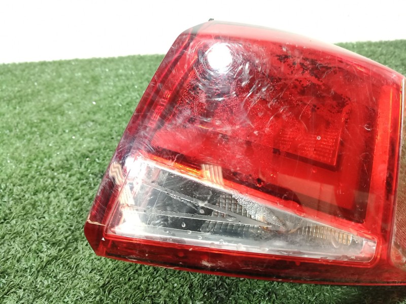 Recambio de piloto trasero derecho para seat arona (kj7, kjp) 1.0 tsi referencia OEM IAM   