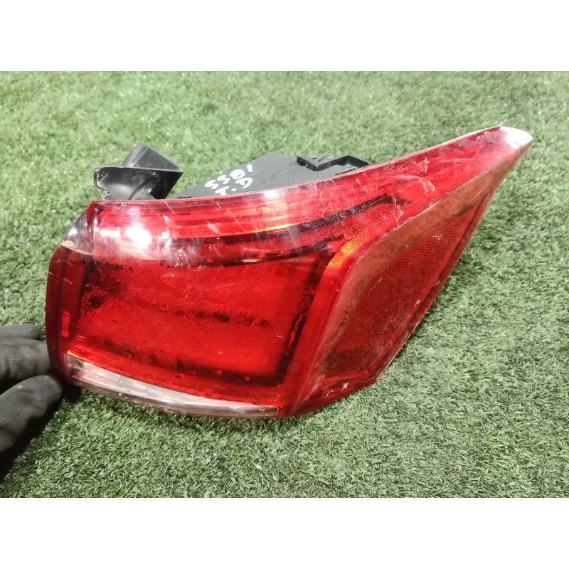 Recambio de piloto trasero derecho para seat arona (kj7, kjp) 1.0 tsi referencia OEM IAM   