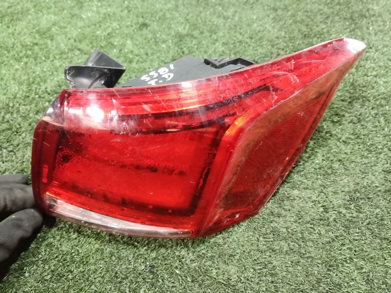 Recambio de piloto trasero derecho para seat arona (kj7, kjp) 1.0 tsi referencia OEM IAM   