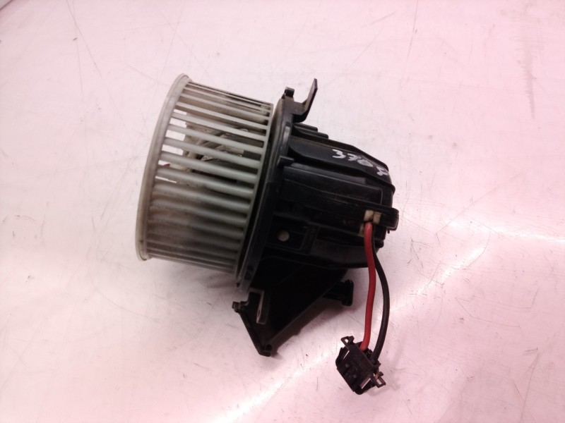 Recambio de motor calefaccion para audi q5 (8r) 3.0 tdi referencia OEM IAM U0851003 U0851003 U0851003