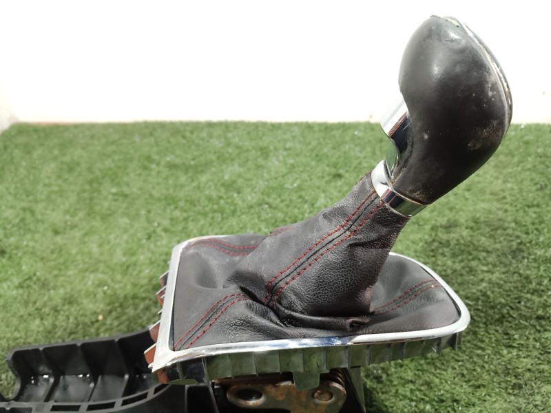 Recambio de palanca cambio para opel astra j gtc 1.7 cdti (08) referencia OEM IAM   