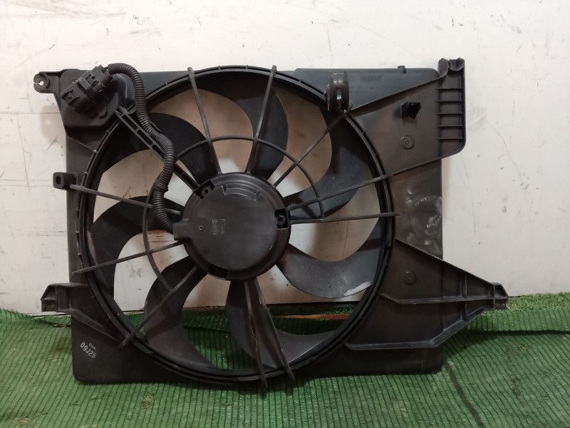 Recambio de electroventilador para kia sorento ii (xm) 2.4 cvvt referencia OEM IAM   