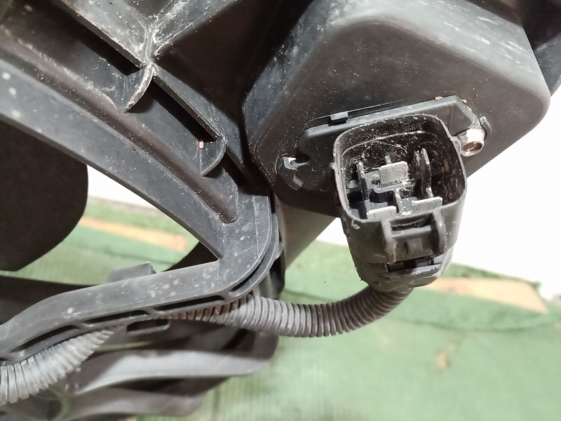 Recambio de electroventilador para kia sorento ii (xm) 2.4 cvvt referencia OEM IAM   