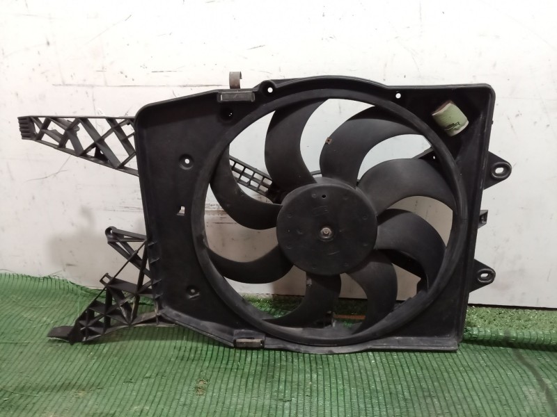 Recambio de electroventilador para opel corsa d cmon referencia OEM IAM 55703930 55703930 55703930