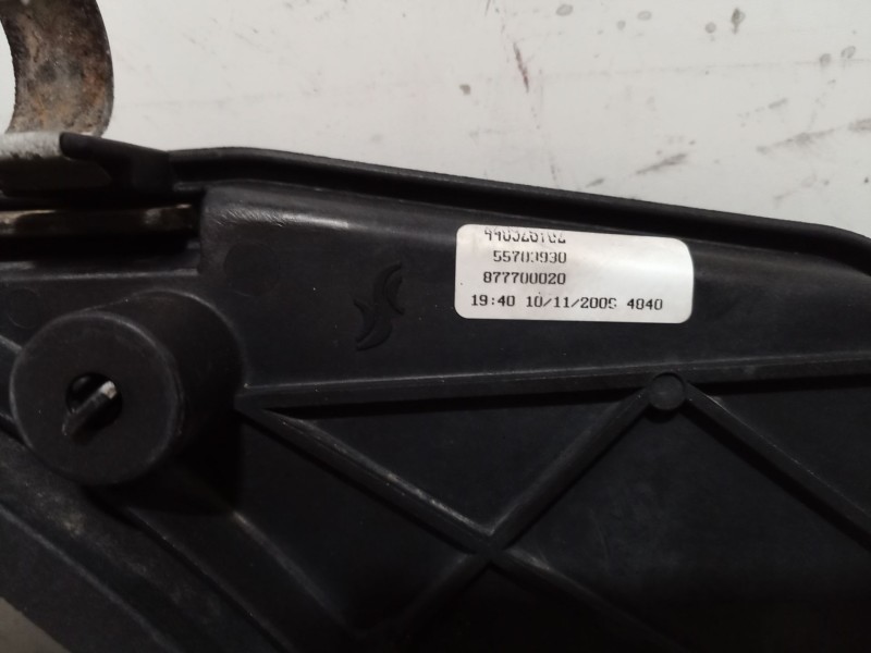 Recambio de electroventilador para opel corsa d cmon referencia OEM IAM 55703930 55703930 55703930