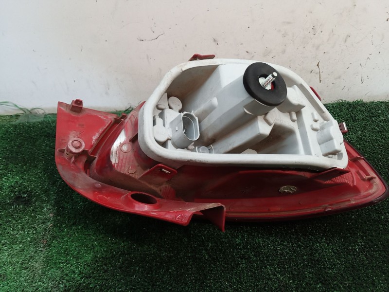 Recambio de piloto trasero derecho para seat ibiza iv (6j5, 6p1) 1.4 referencia OEM IAM   