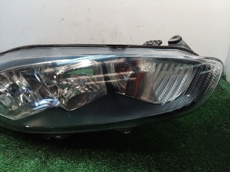 Recambio de faro delantero para ford fiesta vi (cb1, ccn) 1.25 referencia OEM IAM   