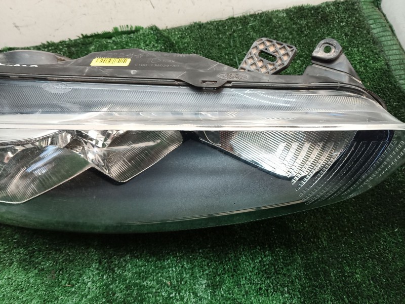 Recambio de faro delantero para ford fiesta vi (cb1, ccn) 1.25 referencia OEM IAM   