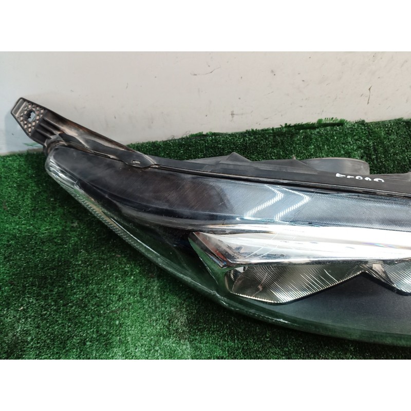 Recambio de faro delantero para ford fiesta vi (cb1, ccn) 1.25 referencia OEM IAM   