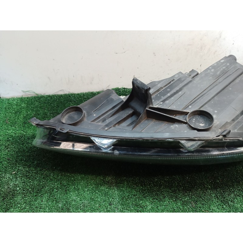Recambio de faro delantero para ford fiesta vi (cb1, ccn) 1.25 referencia OEM IAM   