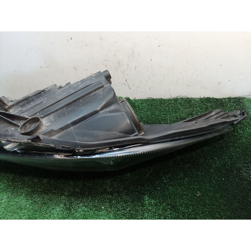 Recambio de faro delantero para ford fiesta vi (cb1, ccn) 1.25 referencia OEM IAM   