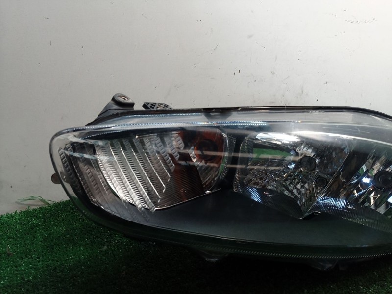 Recambio de faro izquierdo para ford fiesta vi (cb1, ccn) 1.25 referencia OEM IAM   
