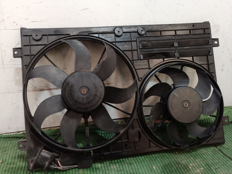 Recambio de electroventilador para volkswagen passat berlina (3c2) advance referencia OEM IAM 1K0121207A 1K0121207A 1K0121207A