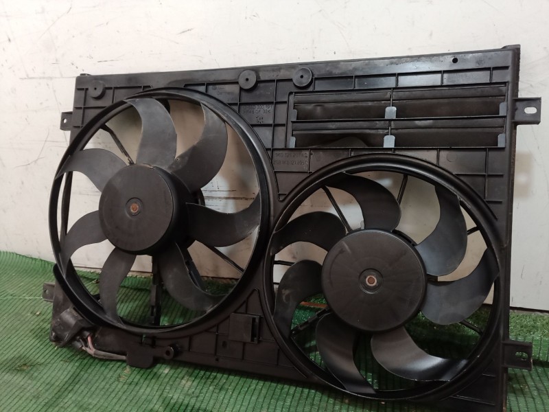Recambio de electroventilador para volkswagen passat berlina (3c2) advance referencia OEM IAM 1K0121207A 1K0121207A 1K0121207A