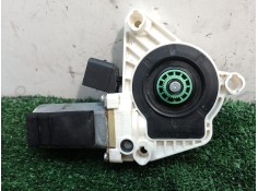 Recambio de motor elevalunas delantero izquierdo para mercedes-benz cla coupé (c117) cla 180 (117.342) referencia OEM IAM    2
